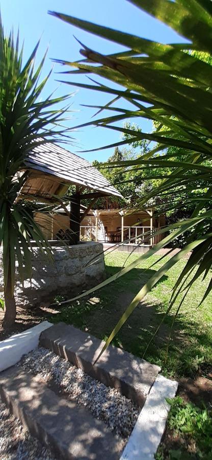 D'hotes De La Roche Tremblante Bed & Breakfast